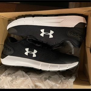 Under Armor Men’s UA Charge Rogue 2